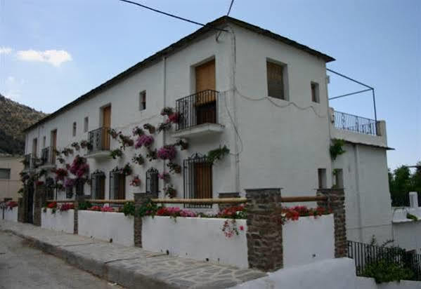 Hostal Rural Las Terrazas De La Alpujarra 부비온 외부 사진
